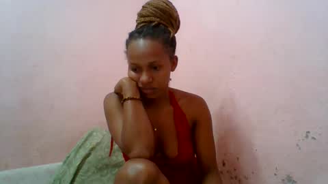 Snapshot of aurelia107 chatting on 7, 6, 2026 aurelia107 online show from 7, 6, 2026
