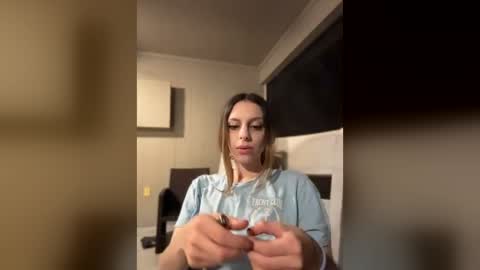 Snapshot of aureliatasty chatting on 31, 5, 2026 aureliatasty online show from 31, 5, 2026