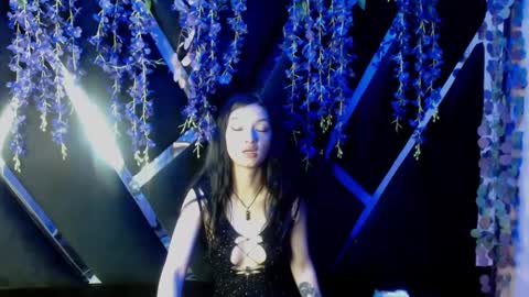 aurora online show from 13, 9, 2025