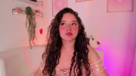 Snapshot of aurora_aaa chatting on 24, 9, 2025 Aurora online show from 24, 9, 2025