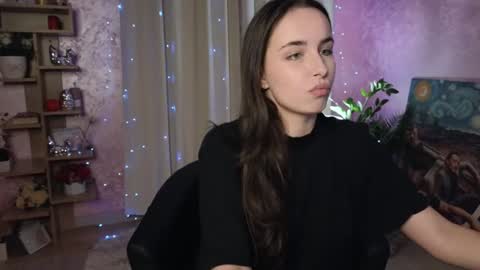 Snapshot of aurora_aksness chatting on 3, 12, 2024 Aurora online show from 3, 12, 2024
