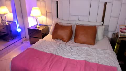 Aurora Cold online show from 5, 2, 2025