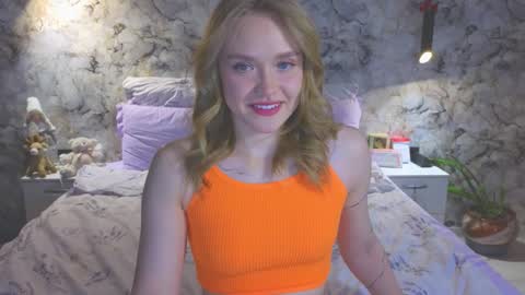 Snapshot of aurora_golden chatting on 20, 3, 2026 Kate online show from 20, 3, 2026