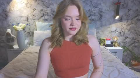 Snapshot of aurora_golden chatting on 13, 4, 2026 Kate online show from 13, 4, 2026