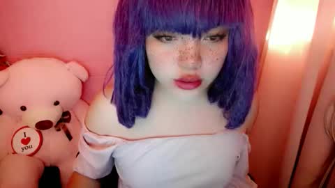 Snapshot of aurora_more chatting on 15, 4, 2026 cute online show from 15, 4, 2026