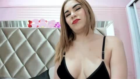 Snapshot of aurora_rossii chatting on 11, 6, 2026 aurora_rossii online show from 11, 6, 2026