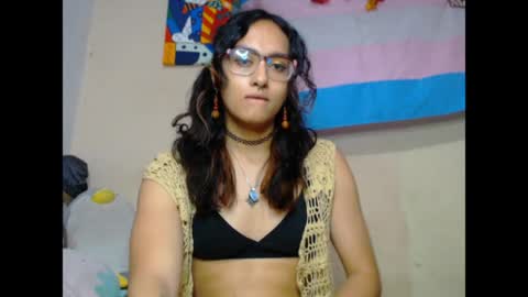 Aurora sanders ig Aurora 001x online show from 4, 5, 2026
