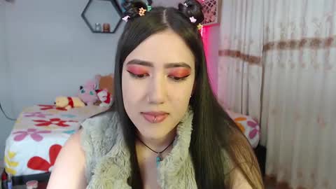 Snapshot of aurora_shy_ chatting on 30, 12, 2024 Aurora online show from 30, 12, 2024
