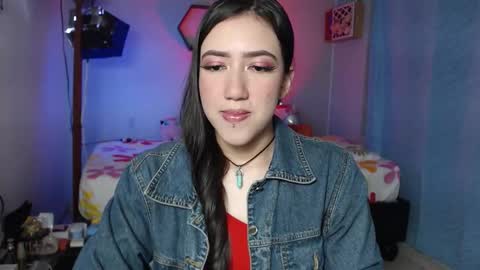 Snapshot of aurora_shy_ chatting on 30, 11, 2025 Aurora online show from 30, 11, 2025