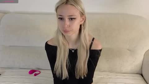 Aurora online show from 14, 9, 2025