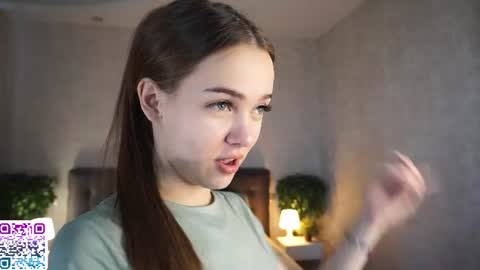 Snapshot of auroralowen chatting on 1, 7, 2026 Aurora online show from 1, 7, 2026