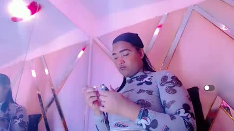 Snapshot of aurorarossx chatting on 16, 10, 2025 Aurora online show from 16, 10, 2025