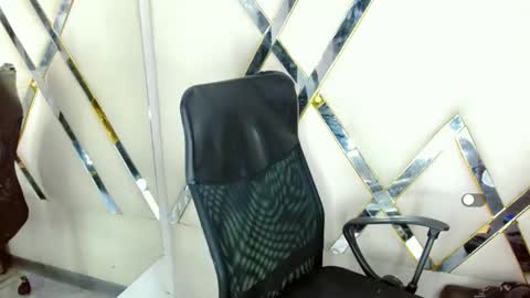 Snapshot of aurorarossx chatting on 30, 10, 2025 Aurora online show from 30, 10, 2025