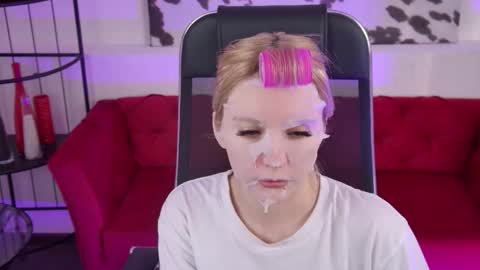 Snapshot of aurorawrenfield chatting on 25, 2, 2026 aurorawrenfield online show from 25, 2, 2026