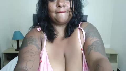 Snapshot of auroraxbbw chatting on 18, 9, 2025 Aurora online show from 18, 9, 2025