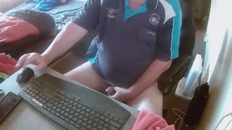 Snapshot of aussiebaker chatting on 11, 5, 2026 aussiebaker online show from 11, 5, 2026