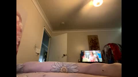 Milf4u online show from 4, 3, 2026