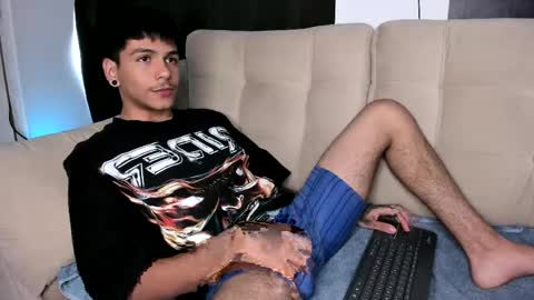 Snapshot of austin_falcon chatting on 30, 4, 2026 Austin online show from 30, 4, 2026