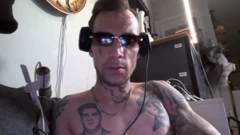 Snapshot of austinisking1916 chatting on 11, 1, 2025 Austin is King online show from 11, 1, 2025