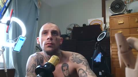 Snapshot of austinisking1916 chatting on 22, 9, 2025 Austin is King online show from 22, 9, 2025