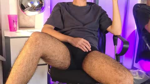 austinreeds online show from 26, 5, 2026