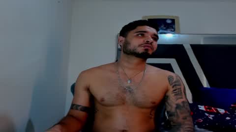 Snapshot of austintorres_ chatting on 12, 12, 2024 AustinTorres online show from 12, 12, 2024