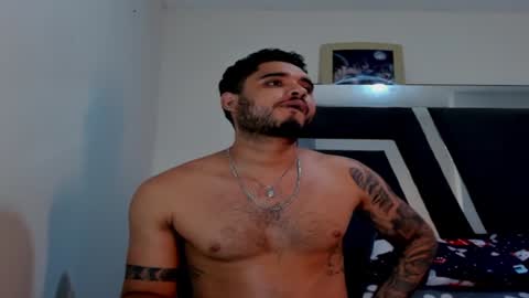 Snapshot of austintorres_ chatting on 17, 12, 2024 AustinTorres online show from 17, 12, 2024