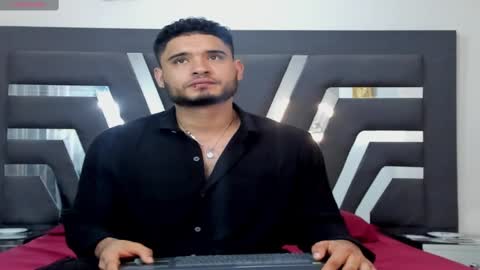 Snapshot of austintorres_ chatting on 3, 3, 2025 AustinTorres online show from 3, 3, 2025