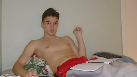 Snapshot of auston_r1ch chatting on 25, 9, 2025 Auston 3 online show from 25, 9, 2025