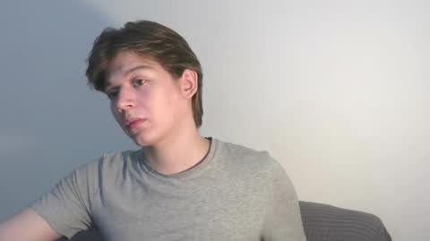 ausxuw online show from 11, 9, 2025