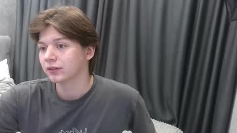 ausxuw online show from 26, 9, 2025