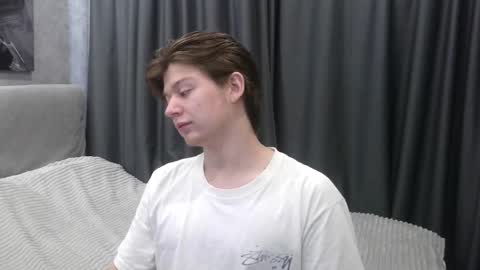 ausxuw online show from 8, 10, 2025