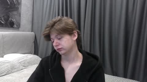 ausxuw online show from 9, 10, 2025