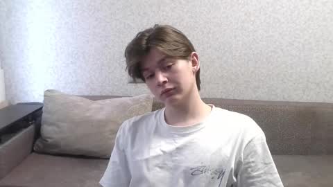 ausxuw online show from 23, 10, 2025