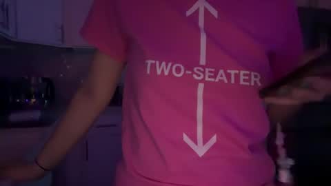 Auntumnfalls online show from 9, 3, 2025