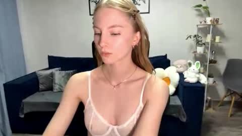 Annie online show from 14, 10, 2025