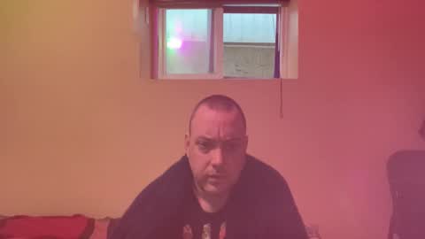 Snapshot of auz1812 chatting on 11, 4, 2026 Auz online show from 11, 4, 2026