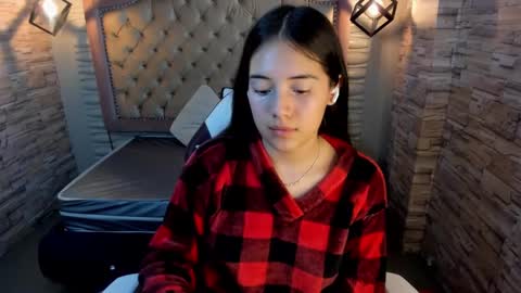              online show from 3, 12, 2024