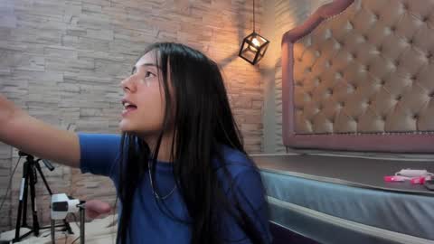              online show from 21, 1, 2025