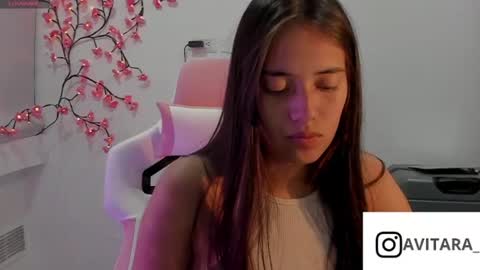Snapshot of ava_broown chatting on 17, 6, 2026 online show from 17, 6, 2026