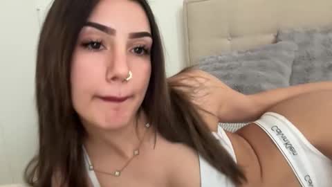 Ava  online show from 13, 9, 2025