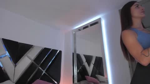 Snapshot of ava_fontana2 chatting on 4, 2, 2025 Ava Fontana online show from 4, 2, 2025
