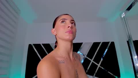 Snapshot of ava_fontana2 chatting on 9, 6, 2026 Ava Fontana online show from 9, 6, 2026