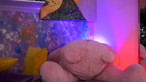 Ava online show from 28, 4, 2026