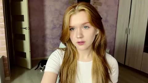 Snapshot of ava_sweetie chatting on 27, 7, 2026 Lover online show from 27, 7, 2026