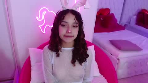 Snapshot of ava_williams_ chatting on 15, 2, 2025 AVA online show from 15, 2, 2025