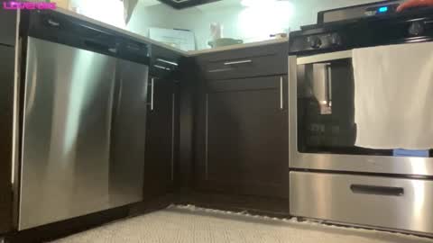 Ava . Support my channel by using my affiliate link to make your account  Thanks  online show from 11, 12, 2024