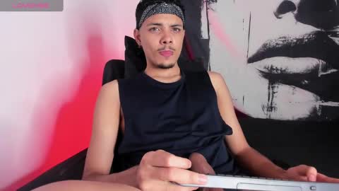 Avaggi online show from 12, 9, 2025