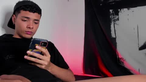 Avaggi online show from 14, 10, 2025