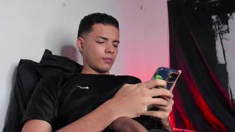 Avaggi online show from 20, 10, 2025